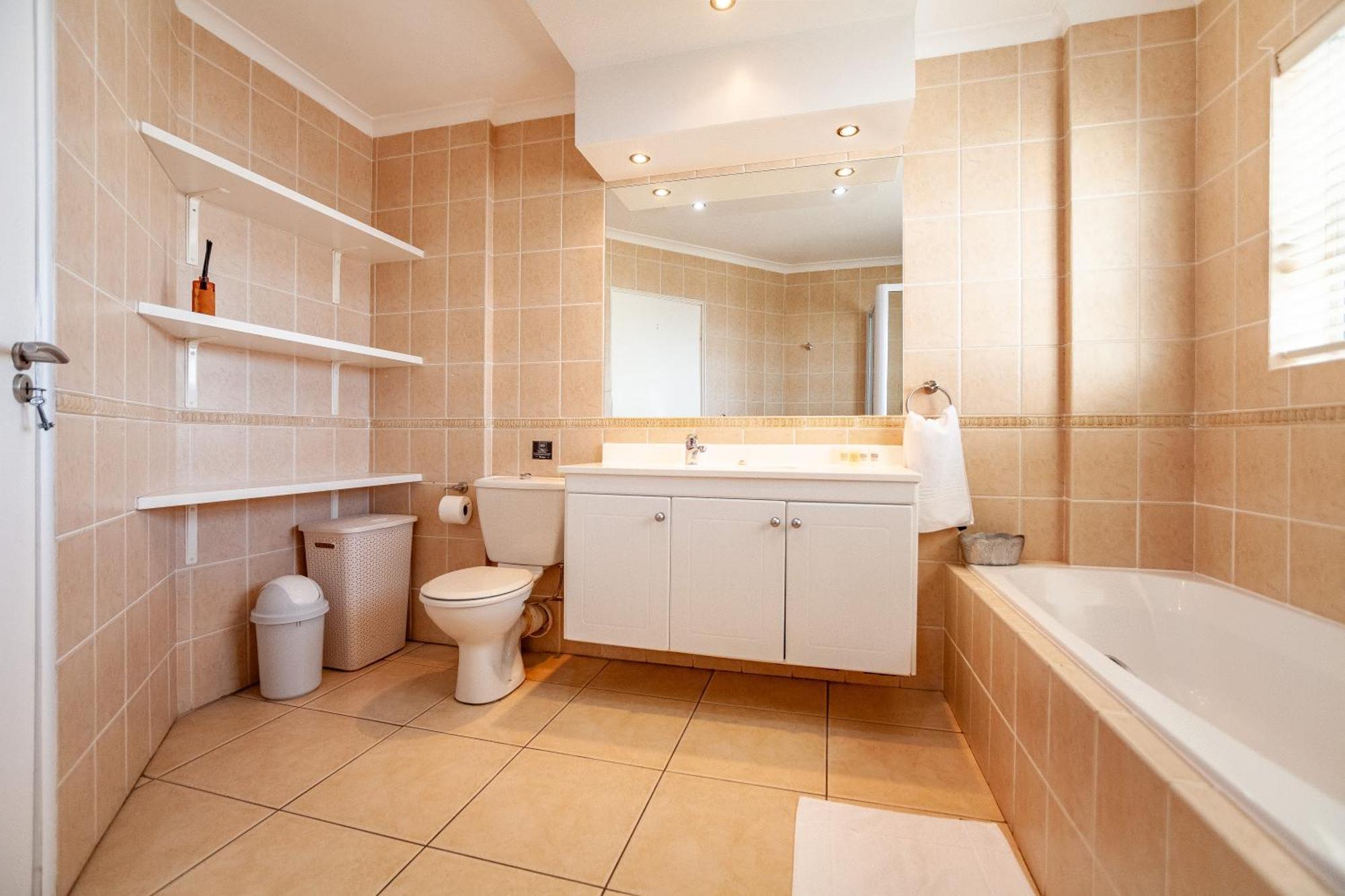 Luxury Ocean View Beachfront 2 Bed Apartment -206 The Waves, Blouberg, Cape Town Bloubergstrand Buitenkant foto